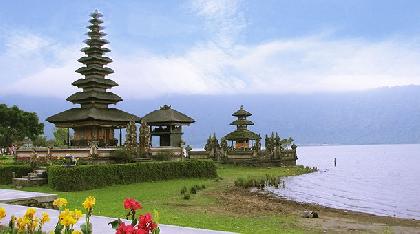 Travel to  Indonesia Tours in  Indonesia Travel Offers to Indonesia